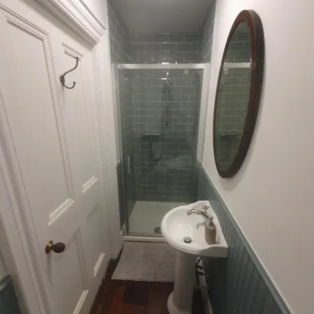 Farnagh House - En Bedrooms