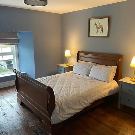 Farnagh House - En Bedrooms カントリーハウス モアテ