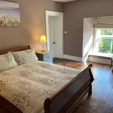 乡村民宿 Farnagh House - En Bedrooms 莫特