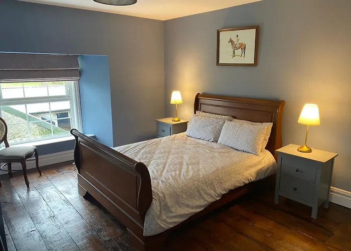 Farnagh House - En Bedrooms Hétvégi ház Moate